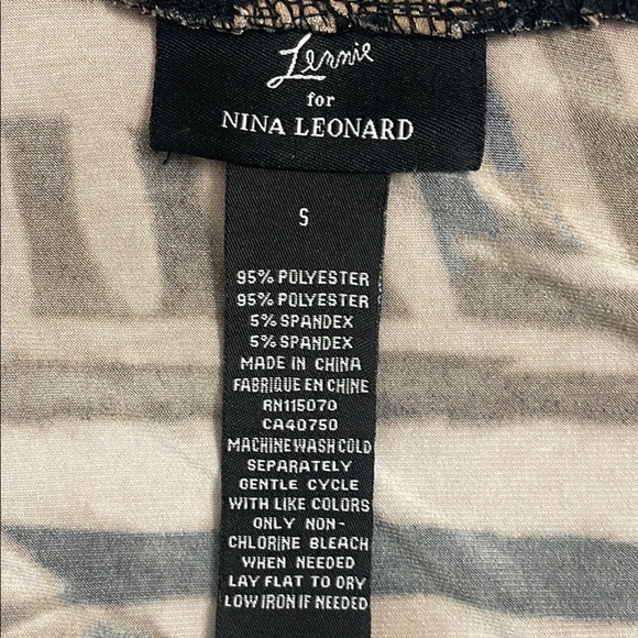 Nina Leonard Zebra Patterned 2 piece set Jacket with Tank top - Picture 13 of 13